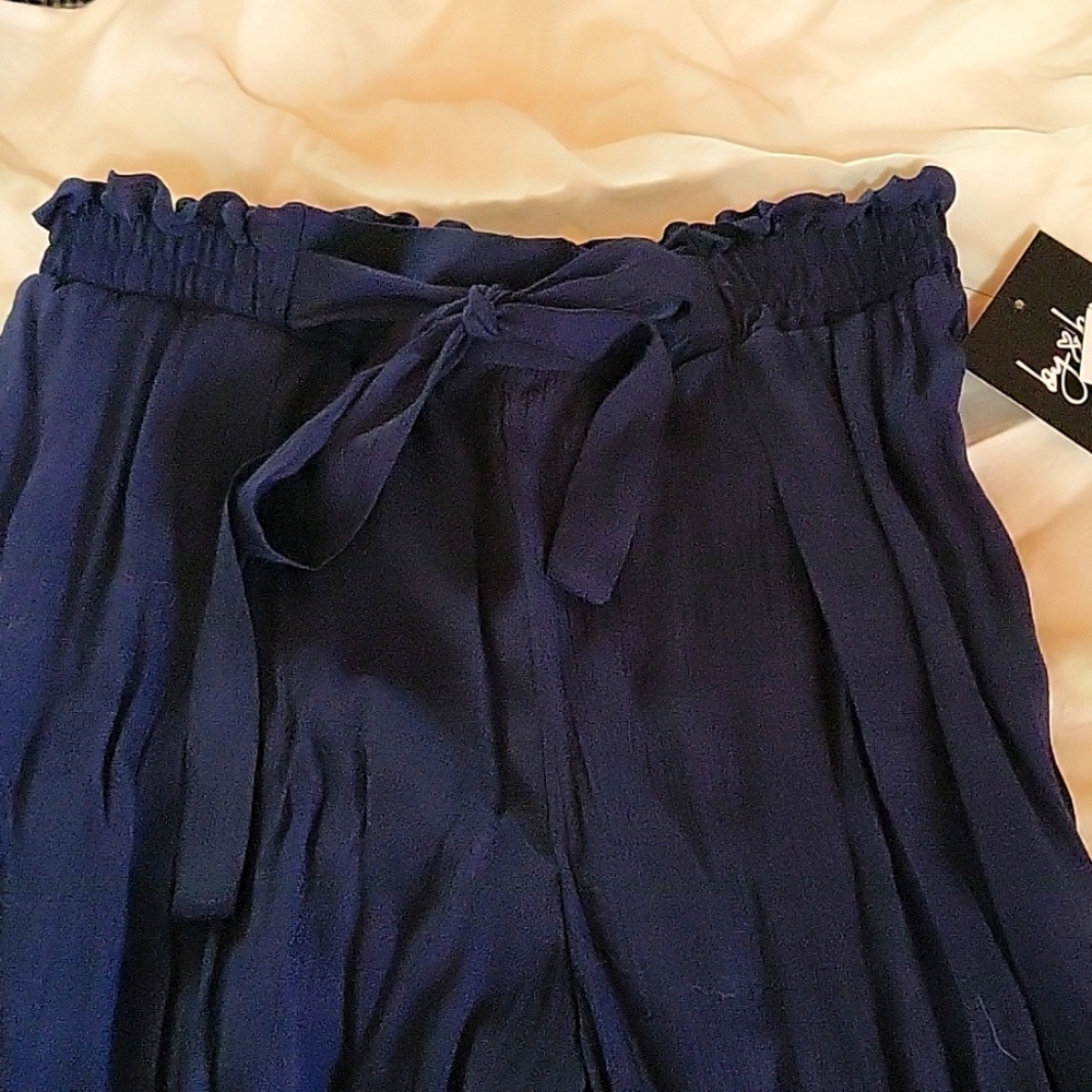 Wide leg pants